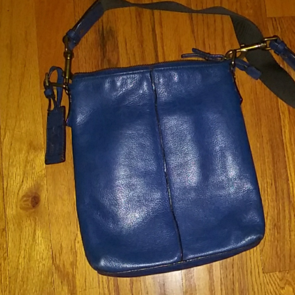 A Tommy Hilfiger crafted with the finest leather i